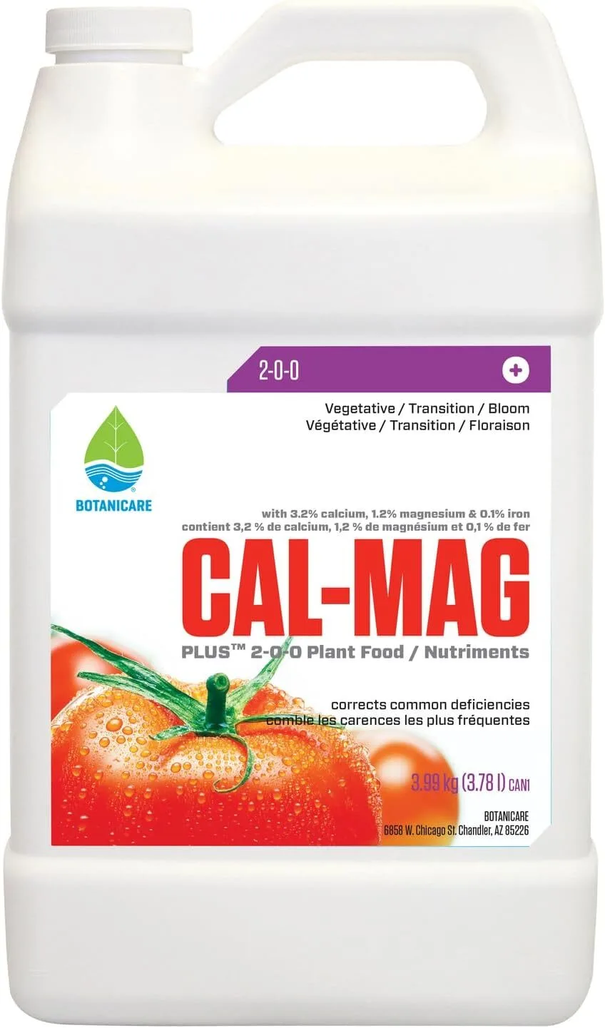 Botanicare Cal-Mag Plus quart bottle, a calcium magnesium supplement for small hydroponic systems